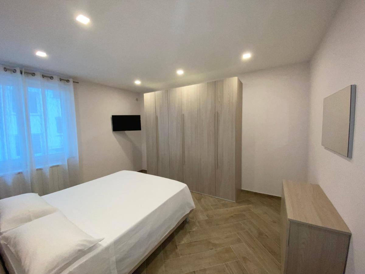 Casa Daniela Apartment Napoli Bagian luar foto